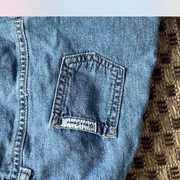 Vintage Guess Denim Skirt – Size 6 - Picture 3 of 5